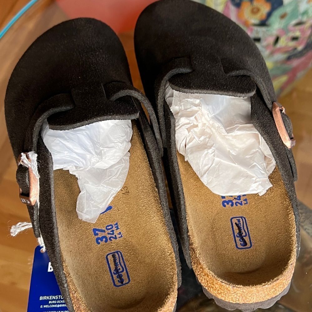 Boston Soft Footbed Regular in Mocha - Picture 5 of 9